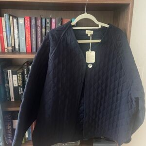 DONNI. Navy Quilted Puffer Jacket